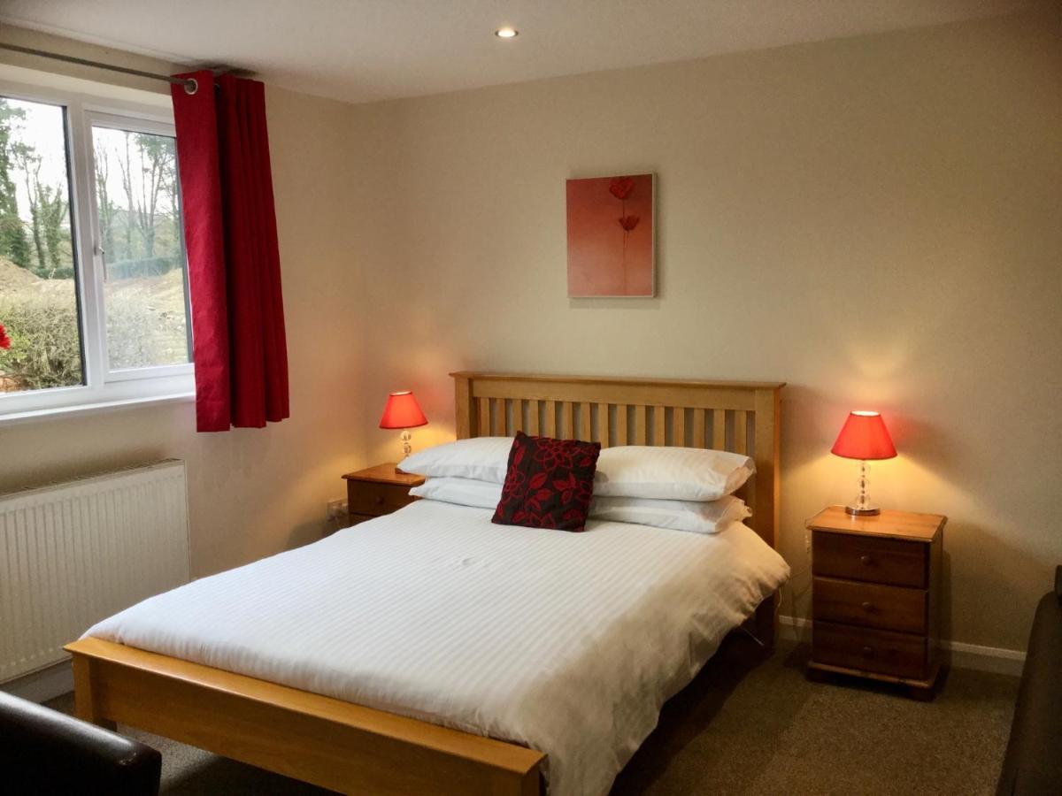 Smithaleigh Farm Rooms And Apartments Sparkwell Екстериор снимка